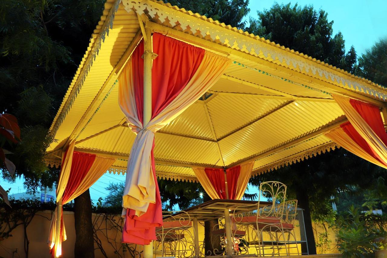 Gajraj The Baneria House אודייפור מראה חיצוני תמונה